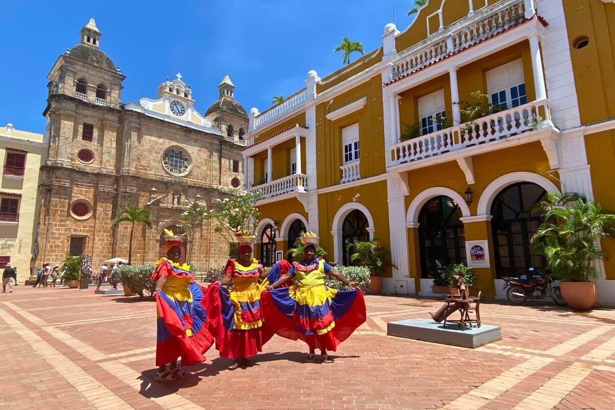 Traditional Palenqueras in Cartagena’s Old Town – things to do in Cartagena